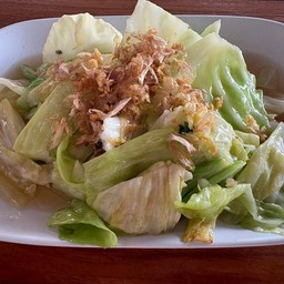 กะหล่ำผัดน้ำปลา