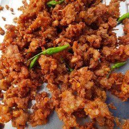 หมูสับทอดกระเทียม ขีดล่ะ60