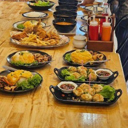 CC ไก่กรอบฮาลาล ข้างโรงพยาบาลท่าศาลา