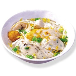 ก๋วยเตี๋ยวลูกชิ้นปลา