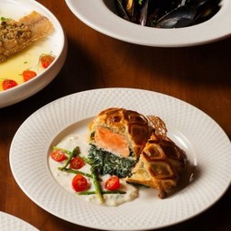 Petit Salmon Wellington