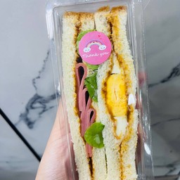 โบโลน่าไข่ดาวพริกเผา