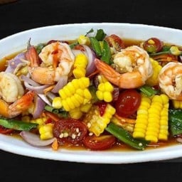LM ยำข้าวโพดกุ้งสุก