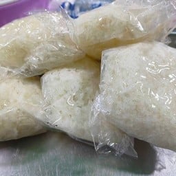 ปาท่องโก๋เสรี (สาขาอ่อนนุช เจ้าเก่า)