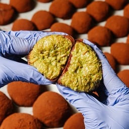 HOLIDAY PASTRY (ฮอลิเดย์ พาสทรี) เจริญนคร