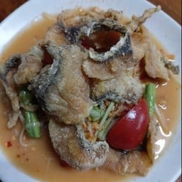 ป้าศรีส้มตำปลา