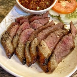 เนื้อวัว เสือร้องไห้ ย่าง