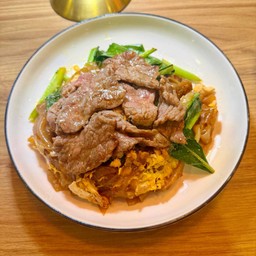 ผัดซีอิ้วเนื้อ