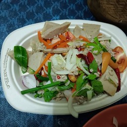 ยำหมูยอ