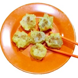 ขนมจีบหมู กับ ขนมจีบกุ้ง