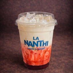 นมสดสตรอเบอรี่