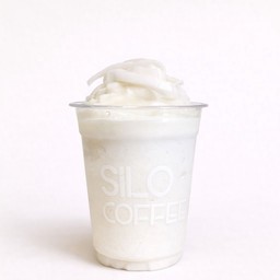 มะพร้าวนมสดปั่น