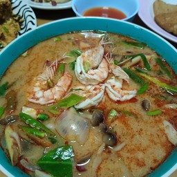 ต้มยำทะเลใหญ่