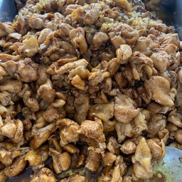 ไก่กระเทียม