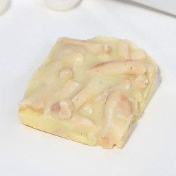 almond bite ( W )