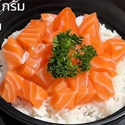 ข้าวหน้าแซลมอน
