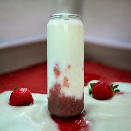 โยเกิร์ตสตรอเบอร์รี่