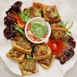 ขนมปังทอดหมูสับ