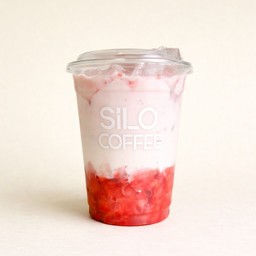 นมสดสตรอเบอร์รี่