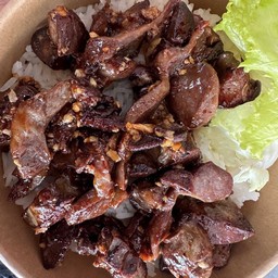 เครื่องในไก่ทอดกระเทียม