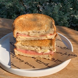 แซนวิชแฮมดับเบิ้ลชีส