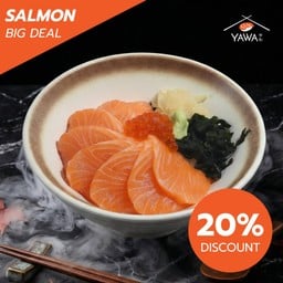 ข้าวหน้าปลาแซลมอนและไข่ปลาแซลมอน