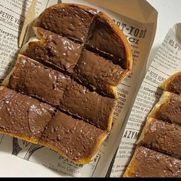 ปังเนย-นม-ช้อกโกเเลต 1 เเผ่น