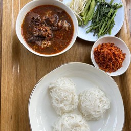 ขนมจีนน้ำย้อย SetA น้ำเงี้ยว