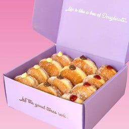 โดนัท Gift Box 12 ชิ้น