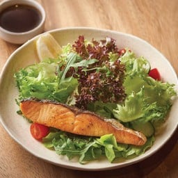 สลัดแซลมอนกริลล์น้ำสลัดบัลซามิค