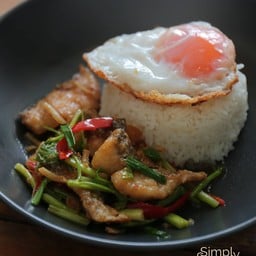 ข้าวหน้าทะเลอ่าวก.ไก่ - อาหารตามสั่ง