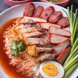 ข้าวหมูแดง หมูกรอบ ธัญลักษณ์