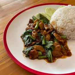 ข้าวพริกแกง