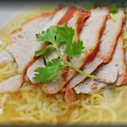 บะหมี่หมูแดงน้ำใส