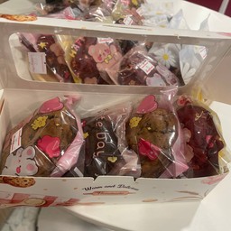 คุกกี้พรีเมี่ยม 4 ชิ้น