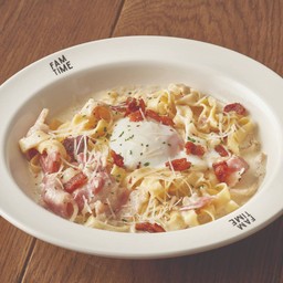 เฟตตูชินีคาโบนารา