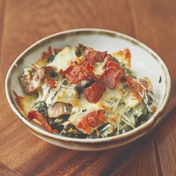 ผักโขมอบชีส