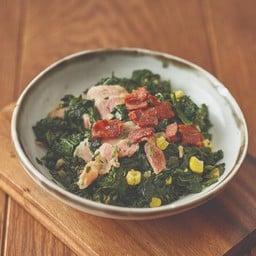 ผักโขมผัดเนยเบคอน