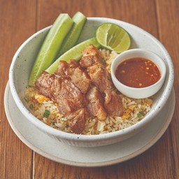 ข้าวผัดสเต็กหมูน้ำจิ้มแจ่ว