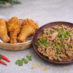 จับคู่ ลาบหมูแซ่บนัว + ไก่ทอด(3ชิ้น)