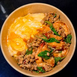 ข้าวไข่ข้นกะเพราหมูสับ+กุ้ง