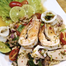 ยำมาม่ารวมมิตร