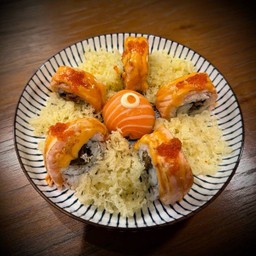 S13 โรลแซลมอนปลาไหลย่าง Unagi Salmon Roll