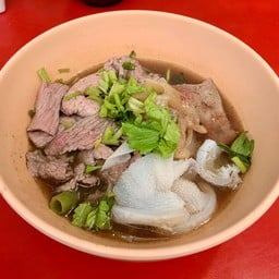 มัธยม : ก๋วยเตี๋ยวพิเศษ