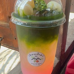 ชาเขียวลิ้นจี่