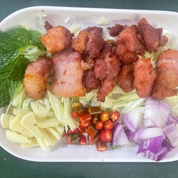 แหนมชีโคลงหมูทอด