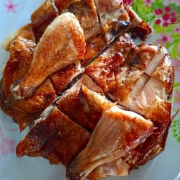 ส้มตำไก่ย่างแปดริ้ว- หน้าตลาดเอราวัณ สาขาธวัชบุรี