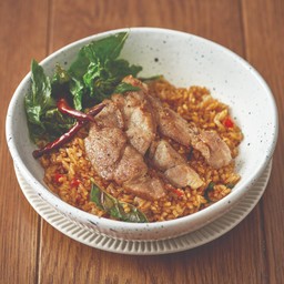 ข้าวผัดกะเพราสเต็กหมู