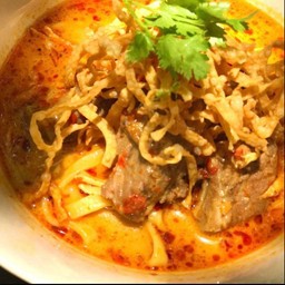 ข้าวซอยหมูพิเศษ