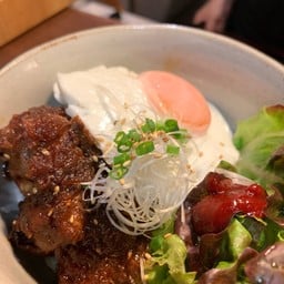 ข้าวหน้าเนื้อยากินิคุ